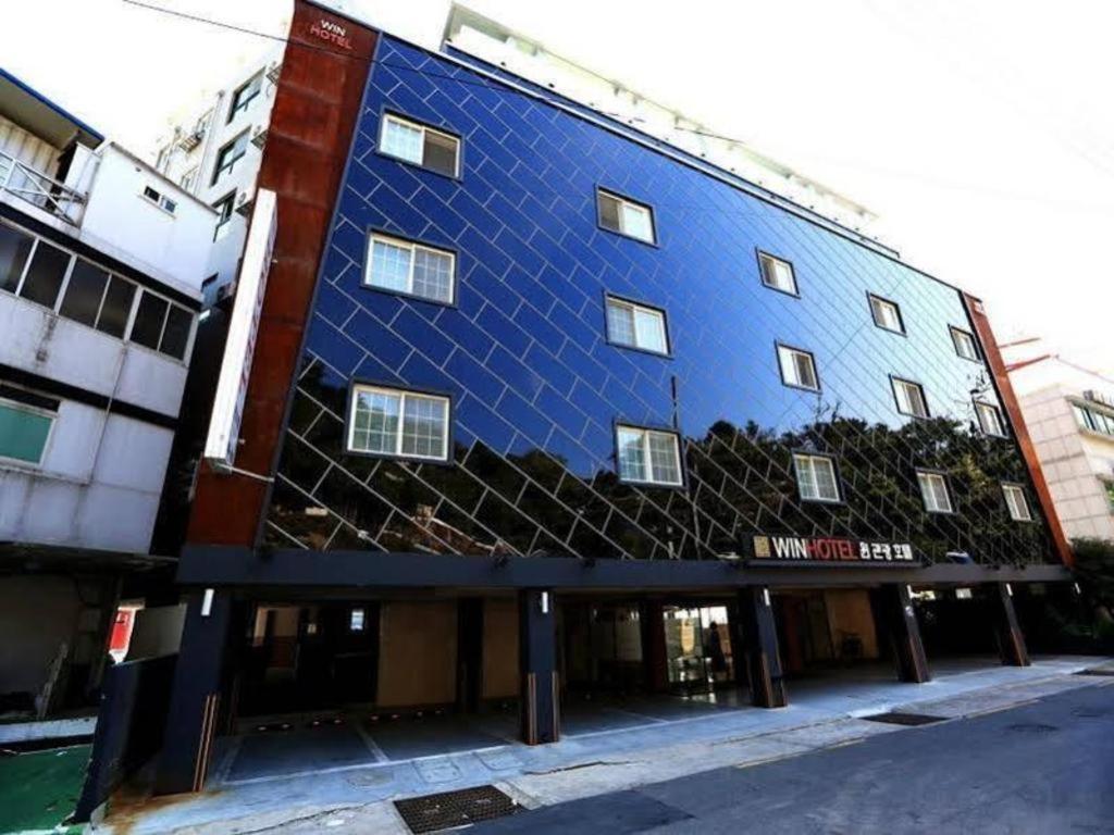 Geoje Win Hotel Bagian luar foto