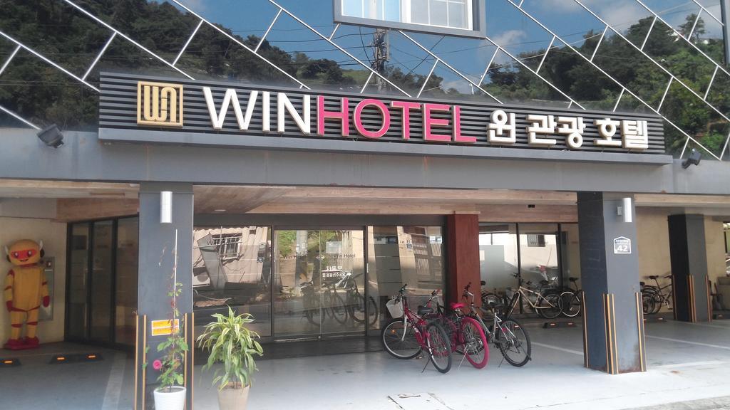 Geoje Win Hotel Bagian luar foto