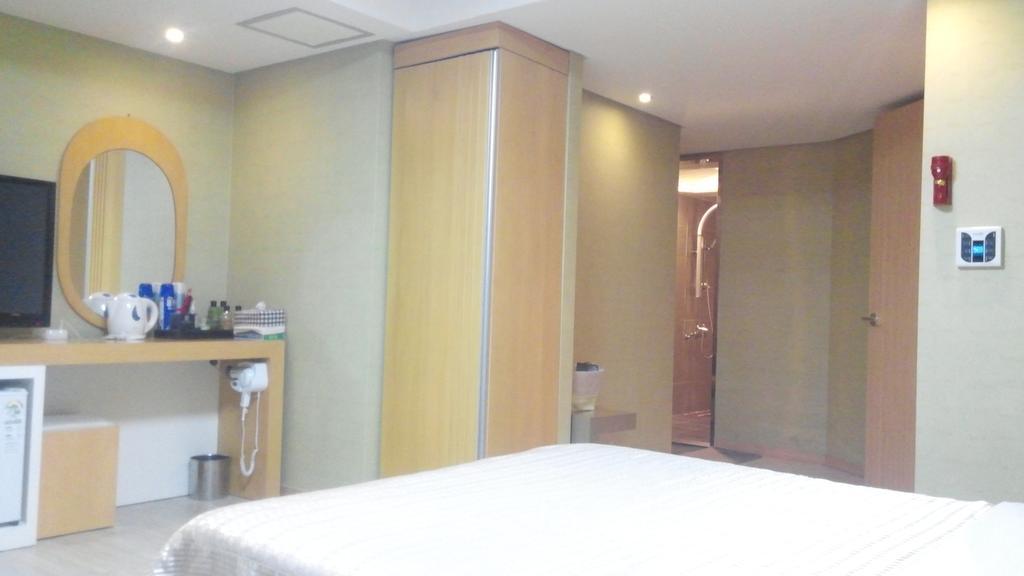 Geoje Win Hotel Ruang foto