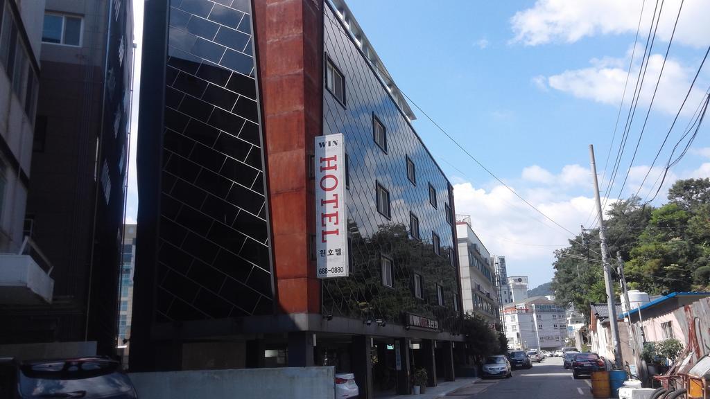 Geoje Win Hotel Bagian luar foto